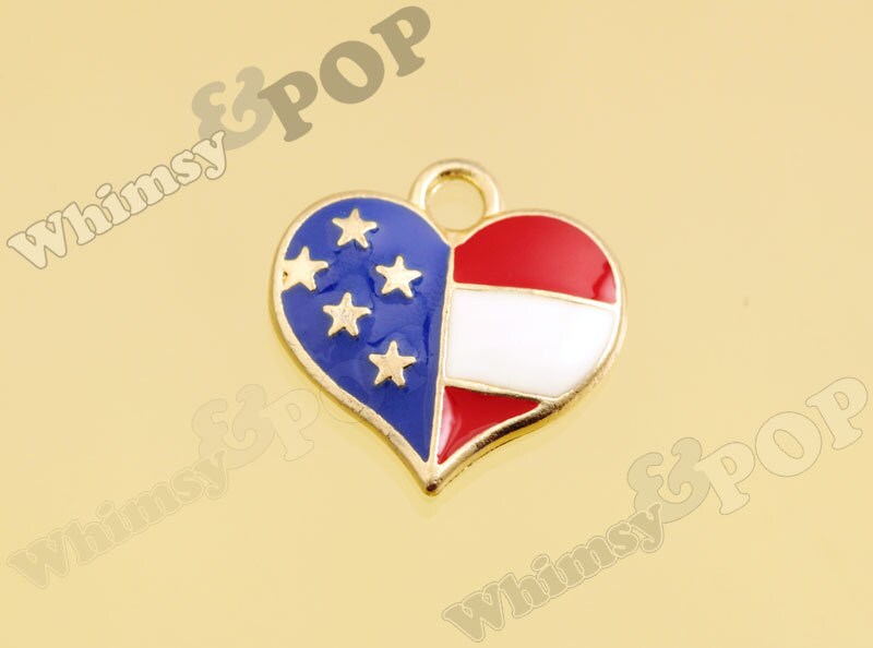 Gold Tone Patriotic Heart American Flag Charm, 17mm (1-4B)